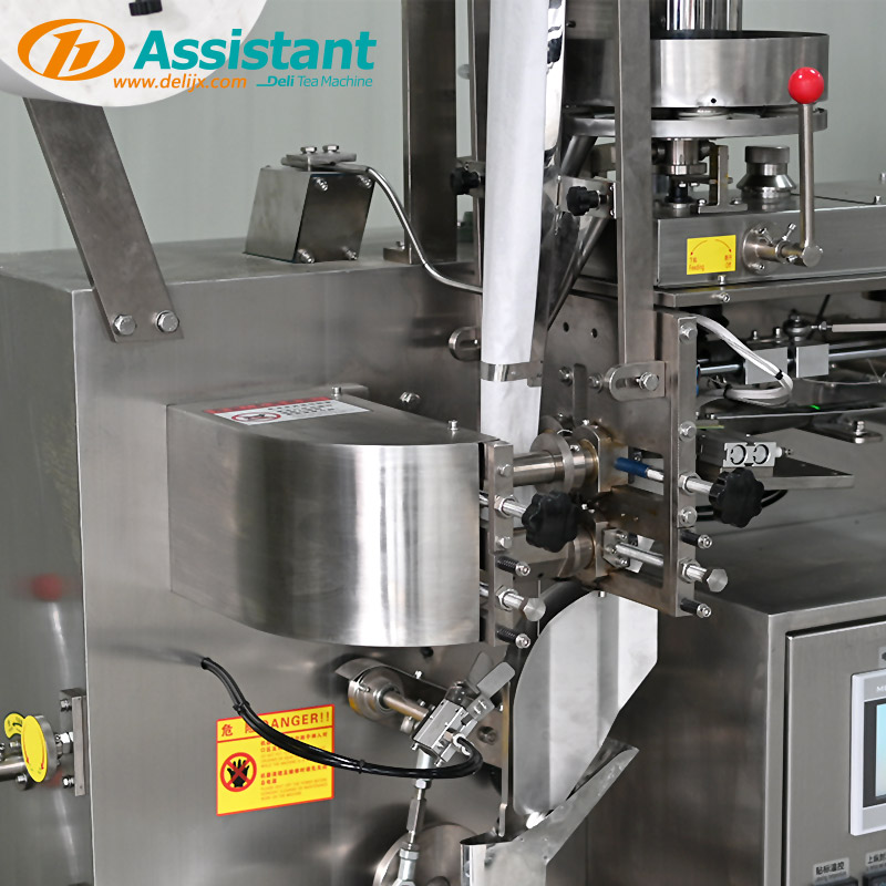 Automatic Filling Sealing Machine